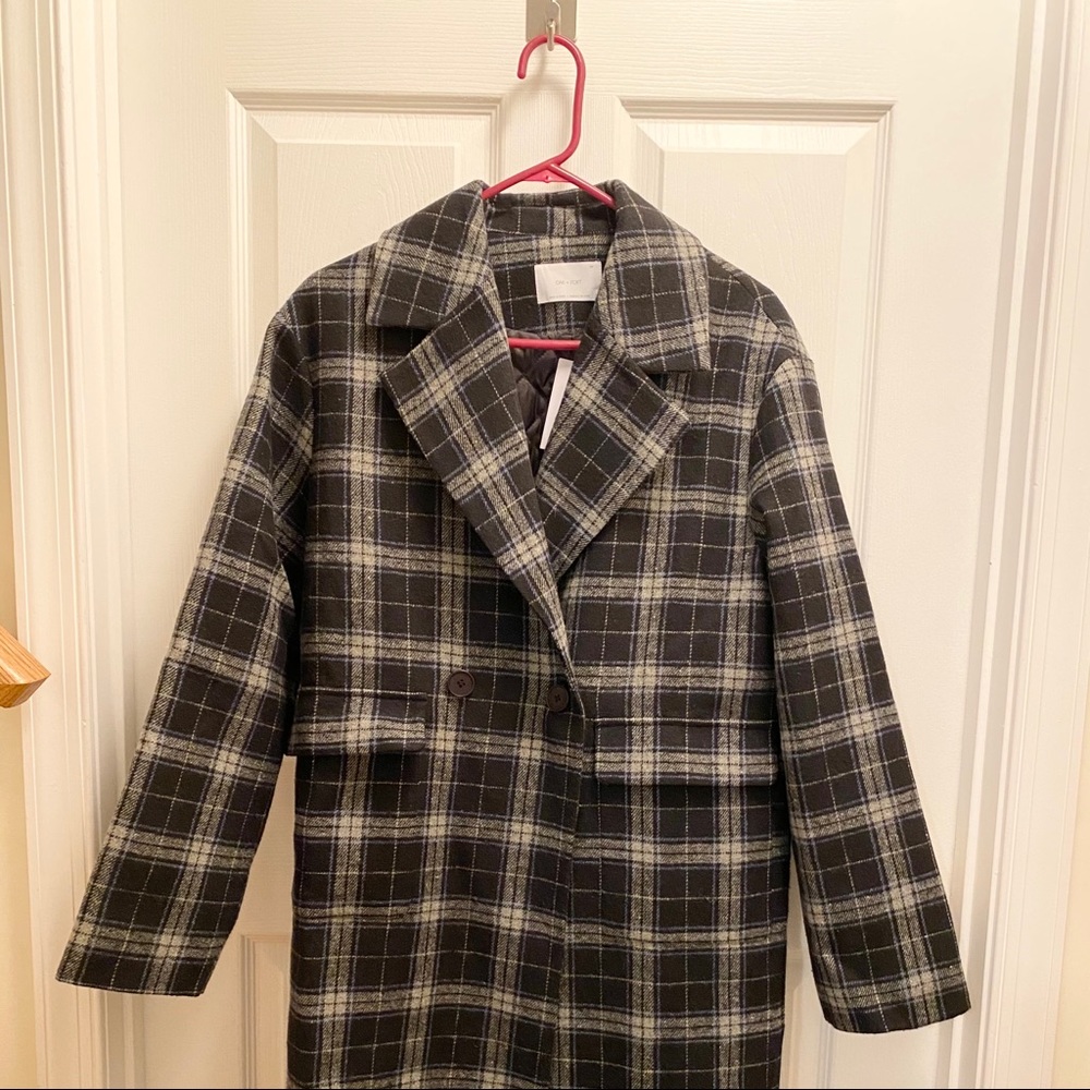 100% NWT OAK + FORT PLAID COAT